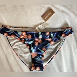 Patagonia Women's Nanogrip Nireta Bottoms NWT XL